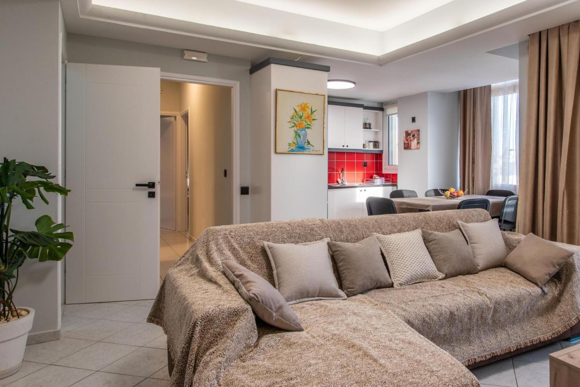Sky 7 View Apartment Ираклио Екстериор снимка
